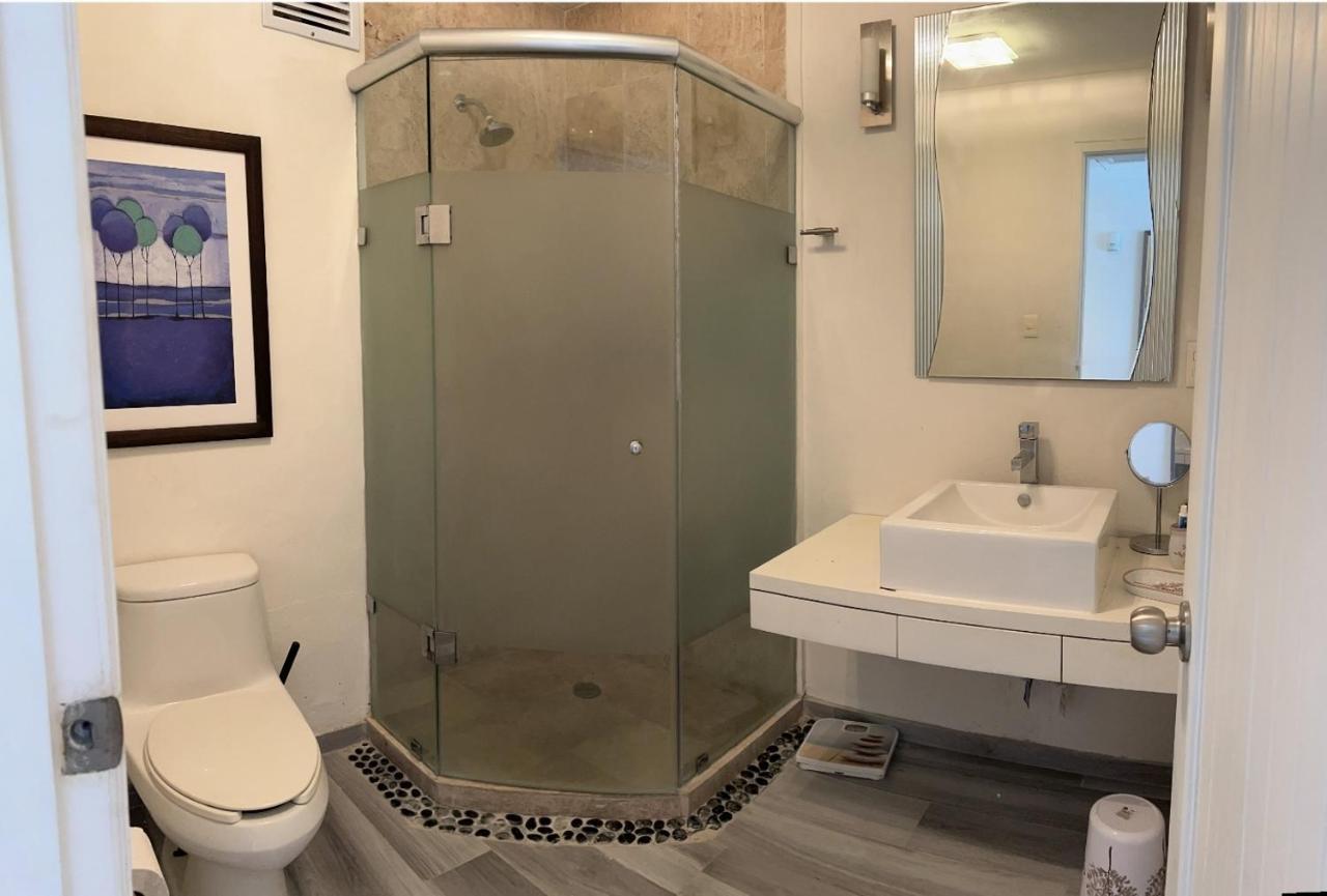 Oceanfront Condo At Unique Location Канкун Экстерьер фото