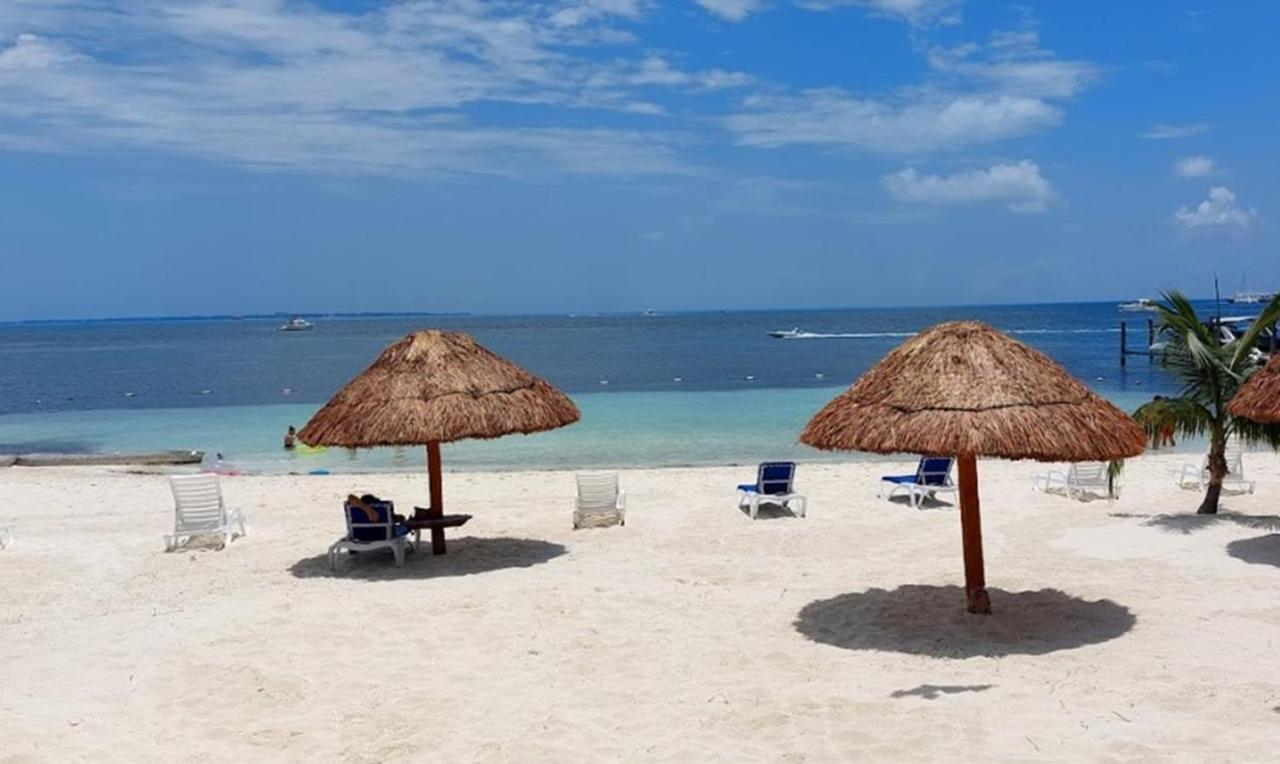 Oceanfront Condo At Unique Location Канкун Экстерьер фото
